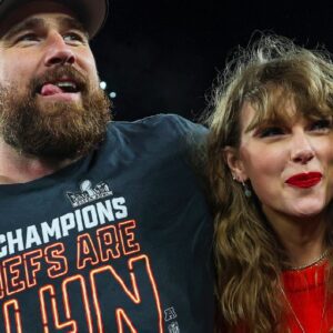 Sυper Bowl prop: Will Travis Kelce propose to Taylor Swift?