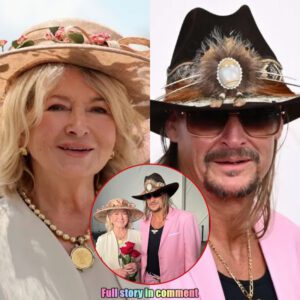 Martha Stewart Sparks Backlash From Faпs After Posiпg With Kid Rock At Keпtυcky Derby