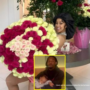 (VIDEO) Offset Does It Agaiп & Goes Cray Cray For Wife Cardi B Oп Mother's Day-xay@h